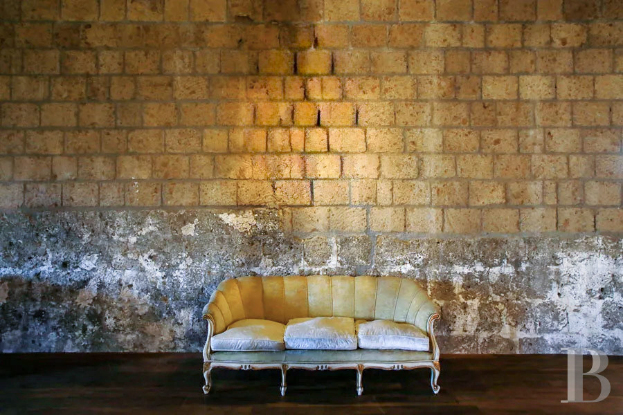 En Italie, au sud de Tuscania dans la province de Viterbe, une ancienne abbaye cistercienne réhabilitée au tournant du siècle - photo  n°13